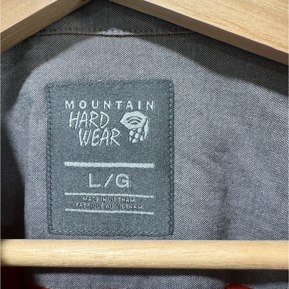 Mountain Hardwear button down short sleeve - Picture 4 of 4